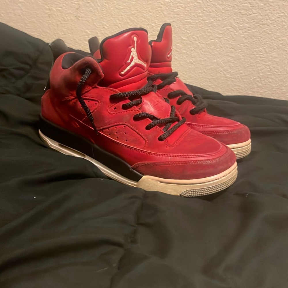 Jordan Son of mars gym red 7y